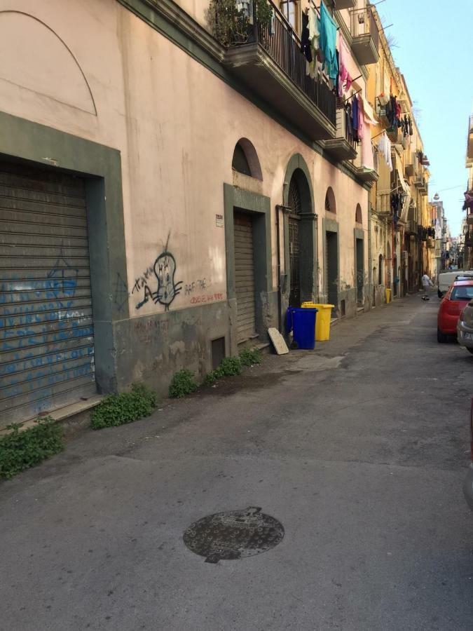 شقة Rosy Monolocale Nel Centro Storico Di Torre Annunziata Di Fronte Scavi Oplonti المظهر الخارجي الصورة